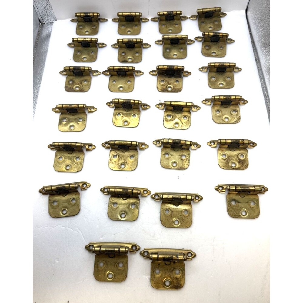 Vintage Antique Brass  Finish  Cabinet Door Hinges Self Closed. Lot Of 26